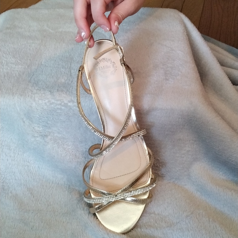 I.Miller gold formal wedge